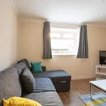 Host & Stay - Hanover Apartment