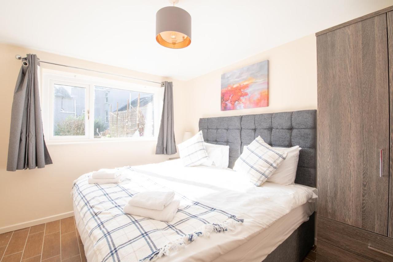 Host & - Hanover Swansea